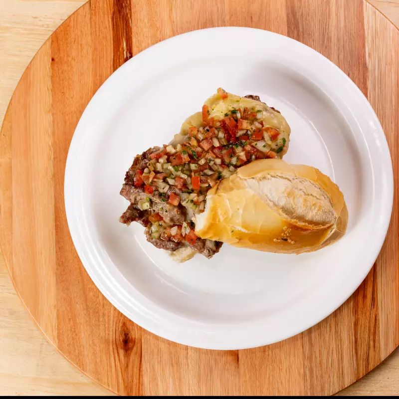 CHURRAS C/ QUEIJO E VINAGRETE