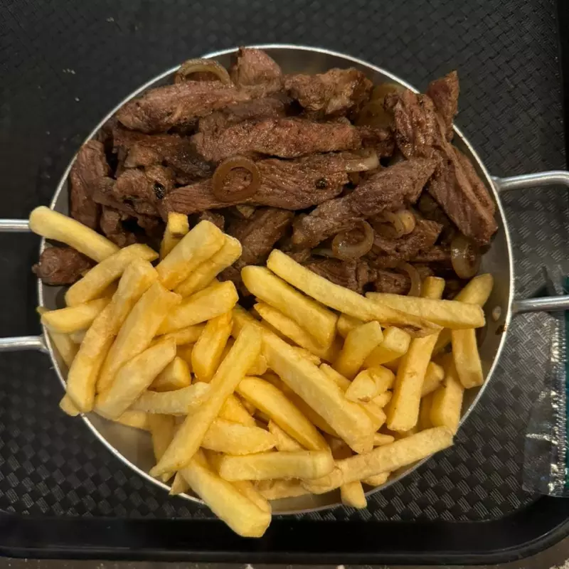 PORÇÃO CONTRA FILÉ COM BATATA