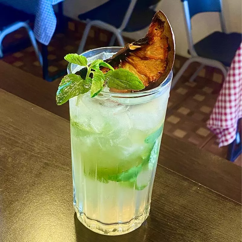 Limonada con Hierba buena