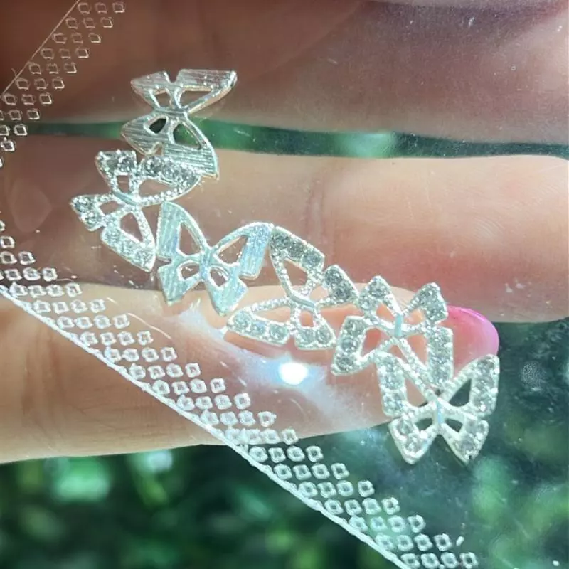 Pct.  C/3 Pares Borboletas Prata