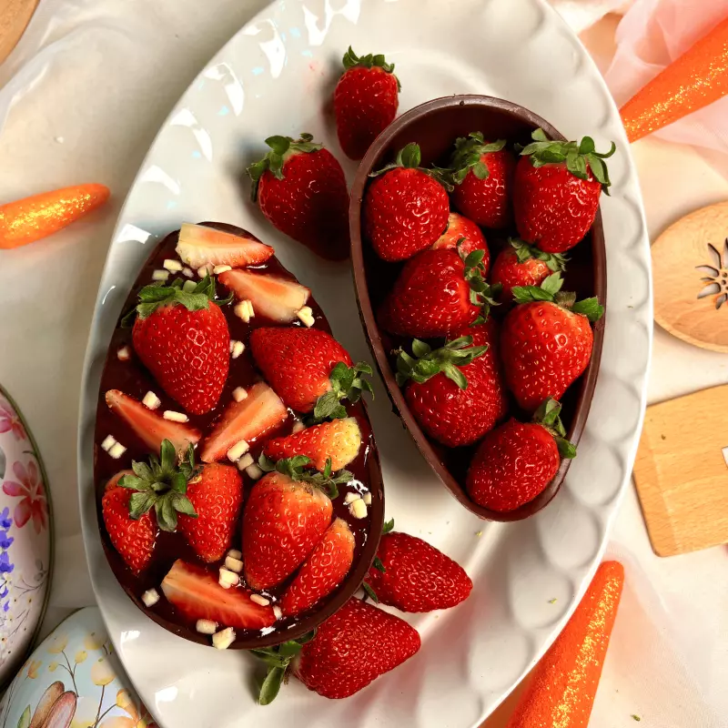 OVO NINHO COM MORANGO