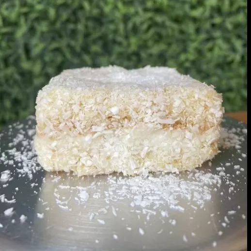 BOLO GELADO DE COCO