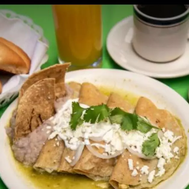 Combo 2, chilaquiles