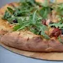 Pizza Rúcula y Panceta