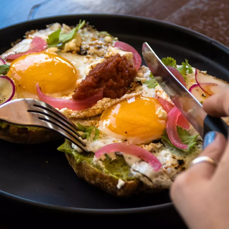 Tostada de aguacate