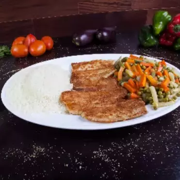 447.FILET DE PEIXE COM LEGUMES EX