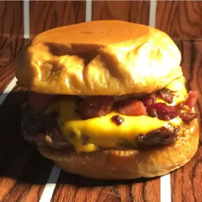 Little Cheddar Burguer