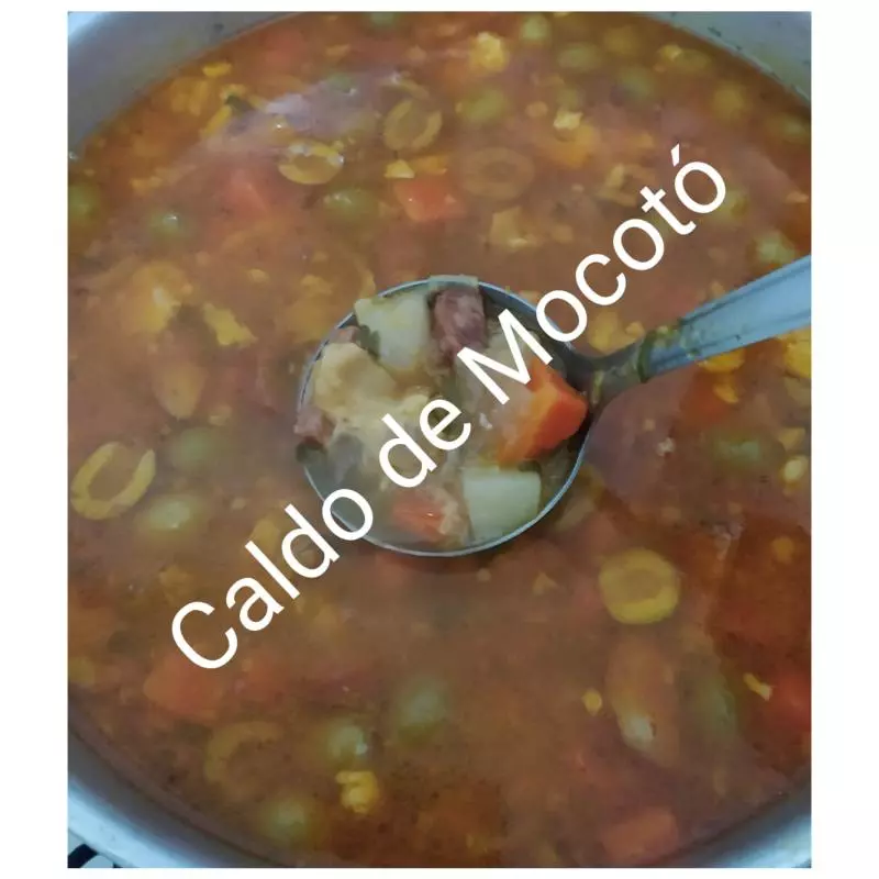 Caldo de mocotó c/ feijão branco