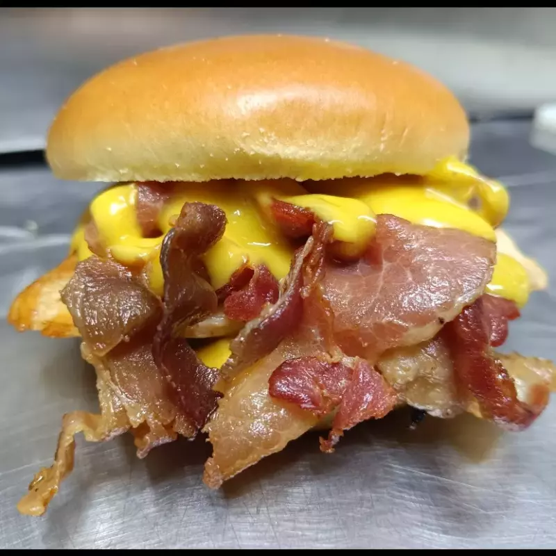 Pollo Bacon Sweet + papas fritas