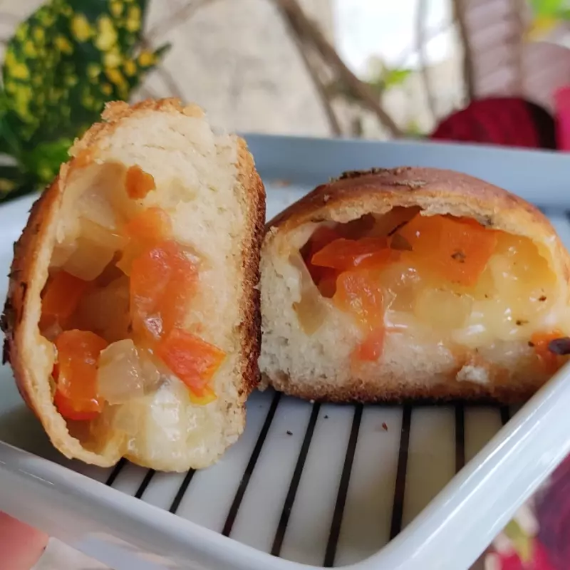 Mini esfiha de pizza