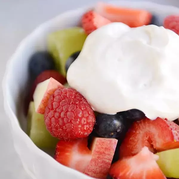Fruit salad with Coconut Yogurt