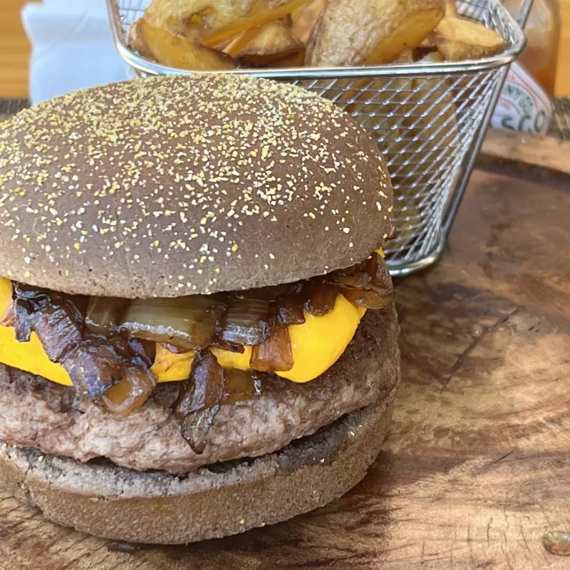 Cheddar Burger