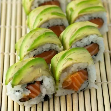 Uramaki Avocado (8 un)