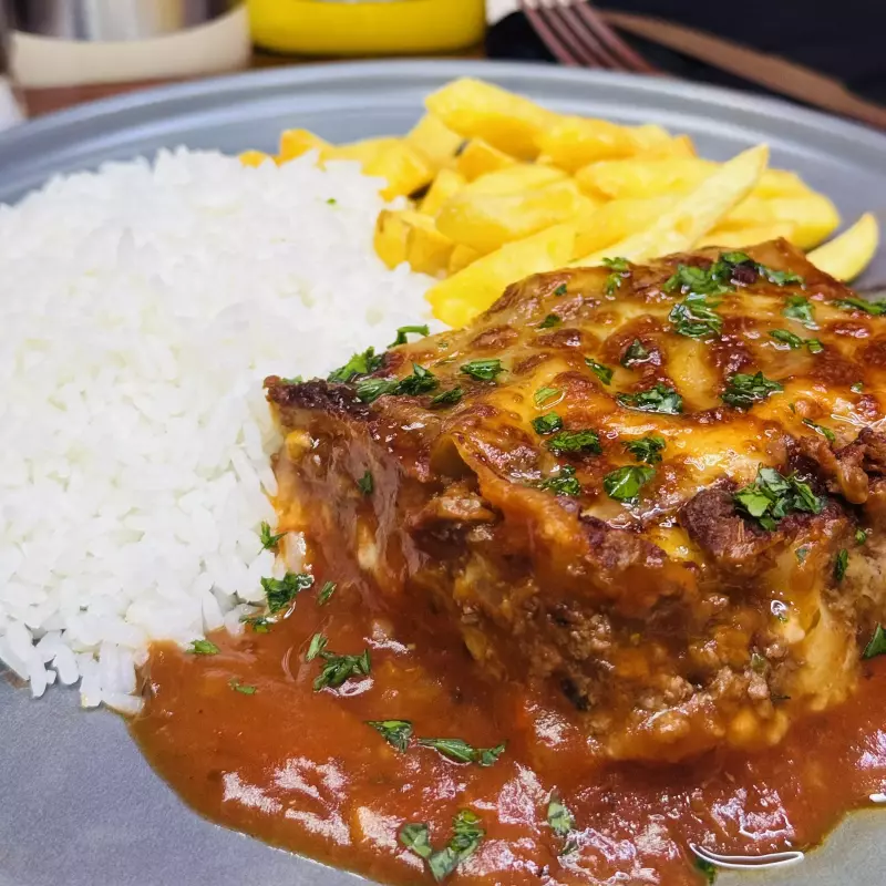 Quinta(Lasanha bolonhesa)