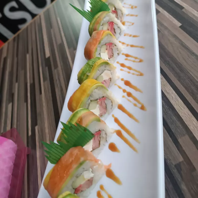 Tropical roll