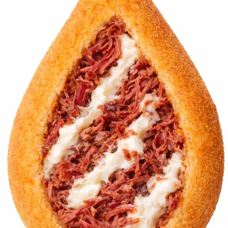 Coxinha de Charque com Catupiry