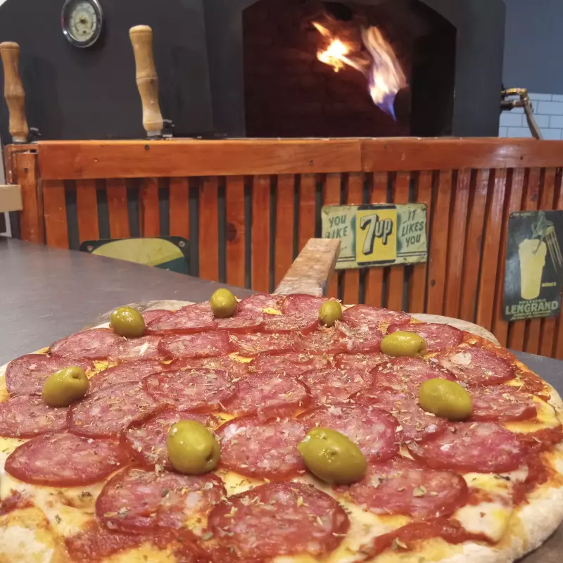 Calabresa al Horno de Barro