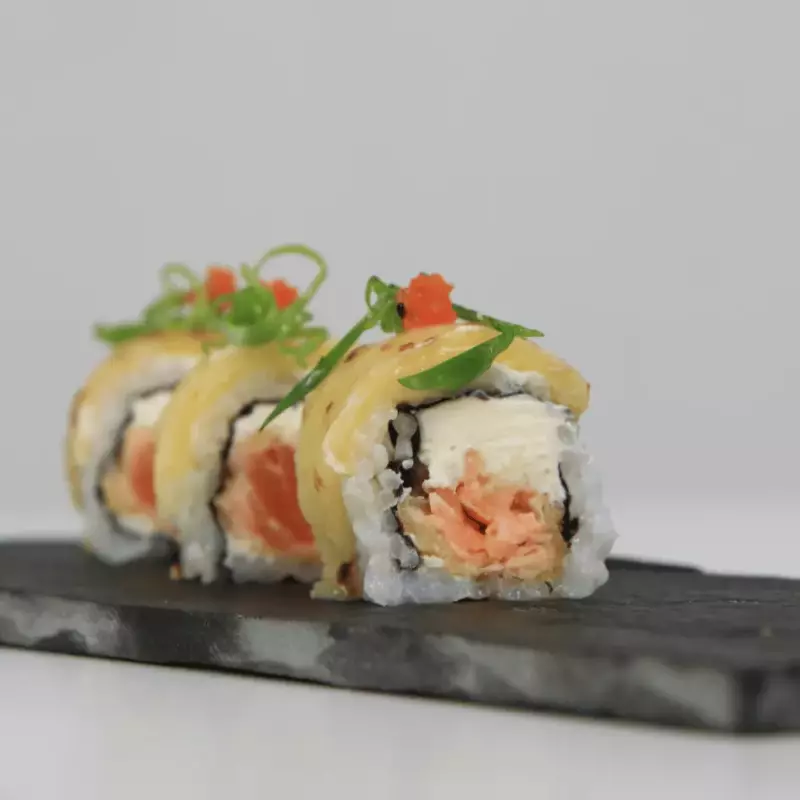 THREE FUSION SALMON 9 piezas