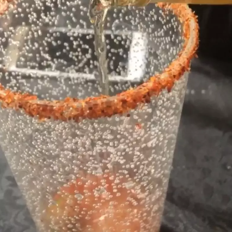 Servicio de  Michelada