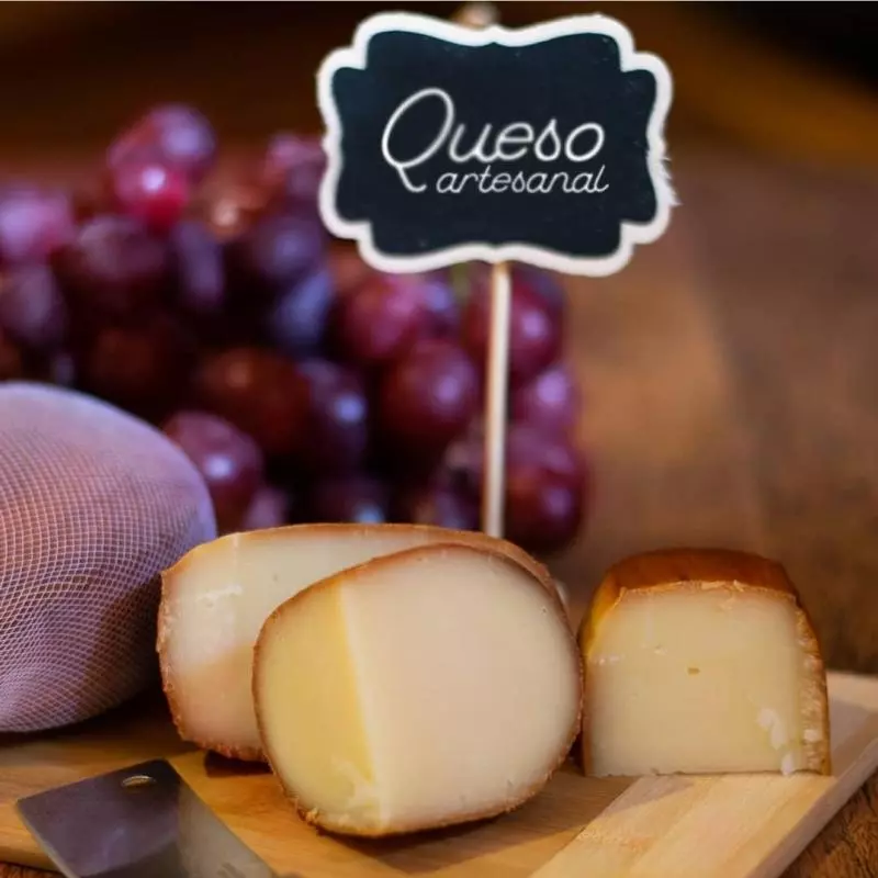 Queso Ahumado 1 Ud.