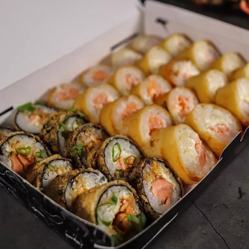 combinado hot harumaki 30 peças(cópia)