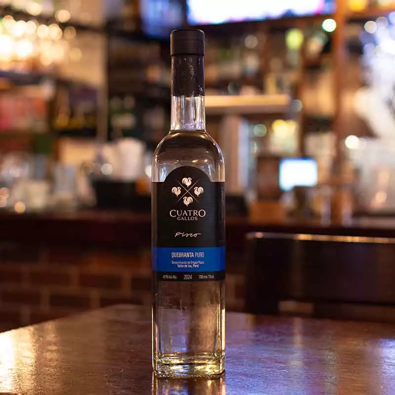 Trago de Pisco 4 Gallos Quebranta