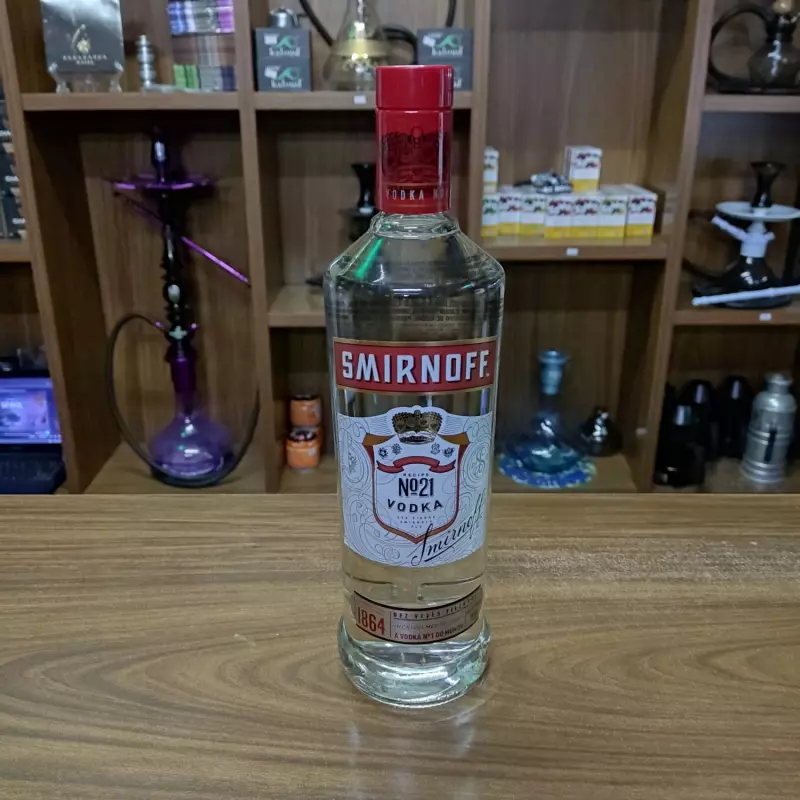 Combo Smirnoff e Baly