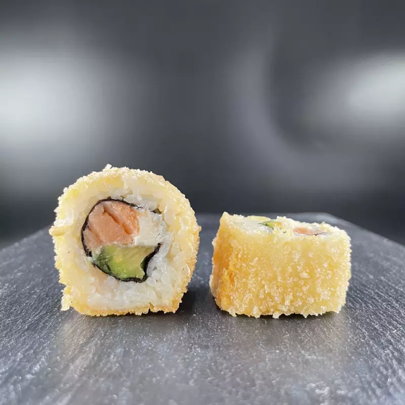 Hot Roll Salmon x 8 u