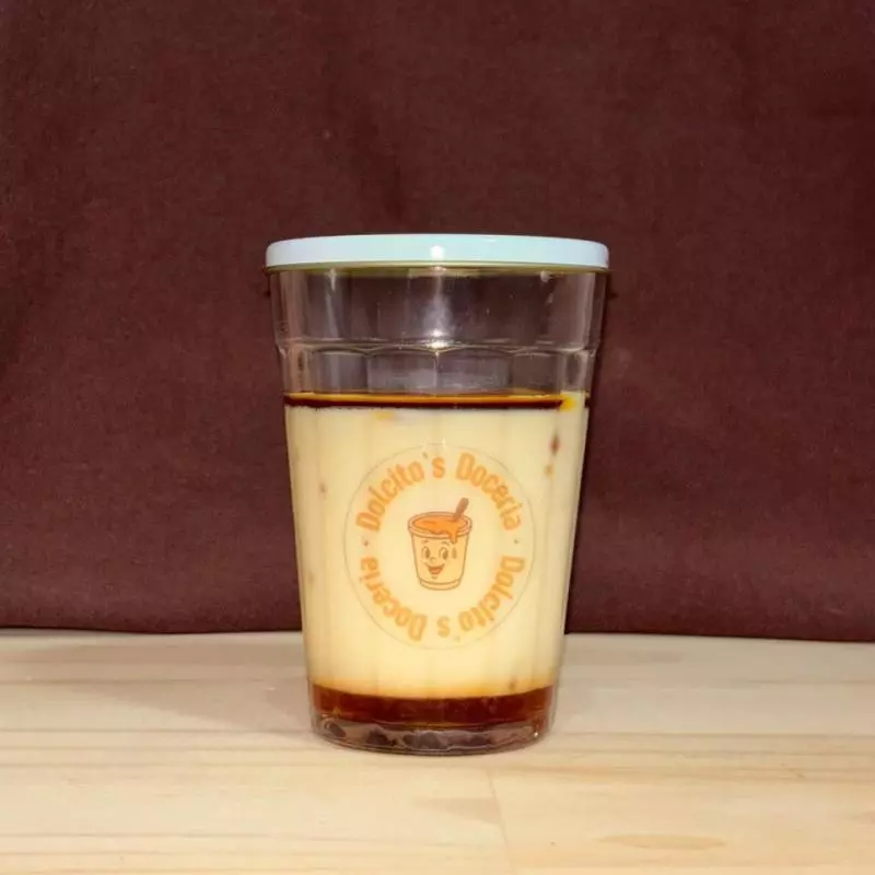 Pudim no copo americano