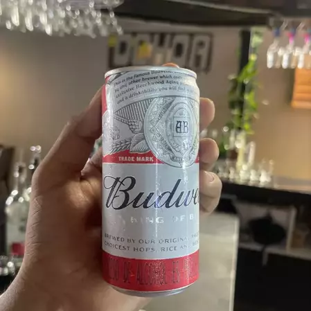BUDWEISER