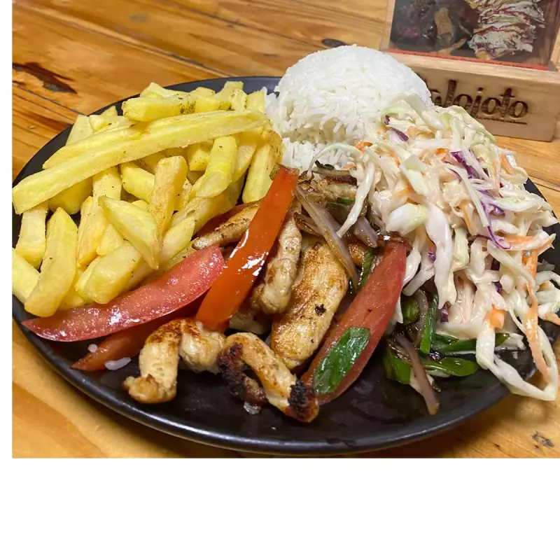 Pollo Saltado