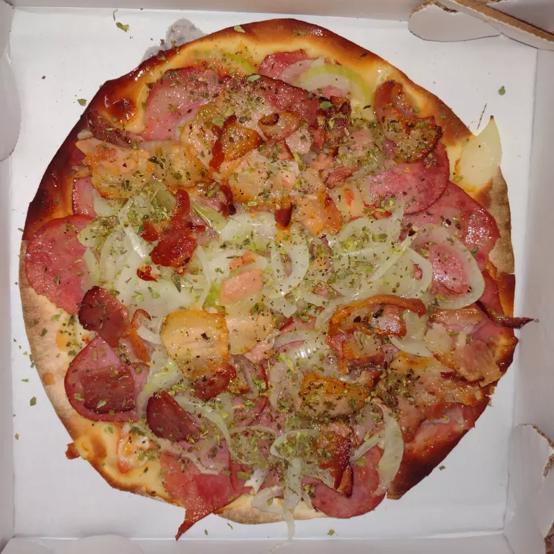 12-Mini Pizza Calabresa com Bacon