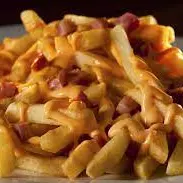 Fritas com cheddar e bacon