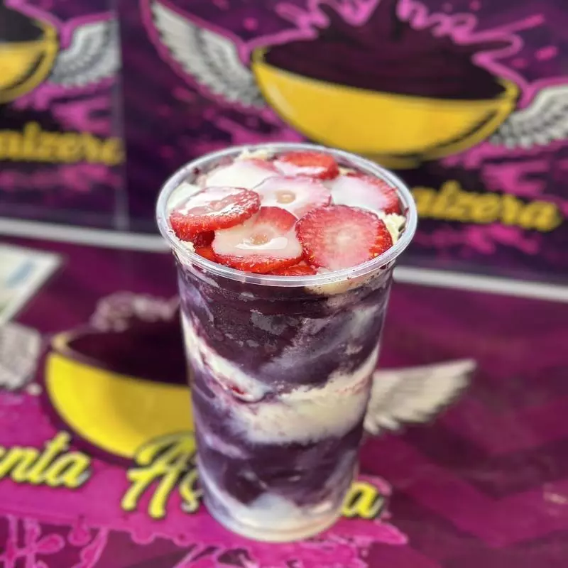 300 leite pó + leite conde + morango