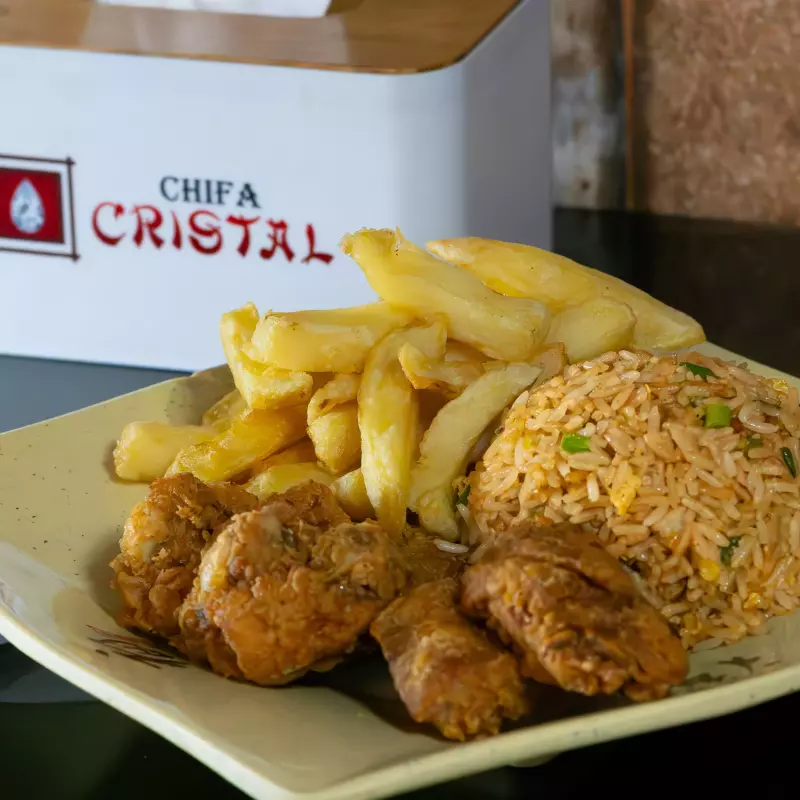 M39-Alitas y papas fritas