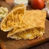 Pastel de Frango c/  Cheddar Gd