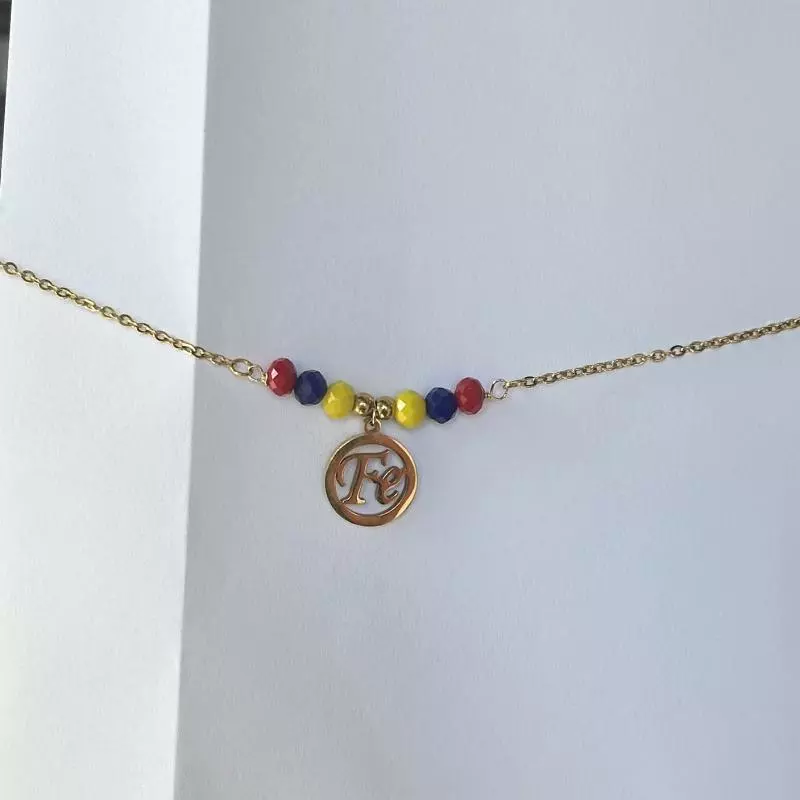 Collar fe
