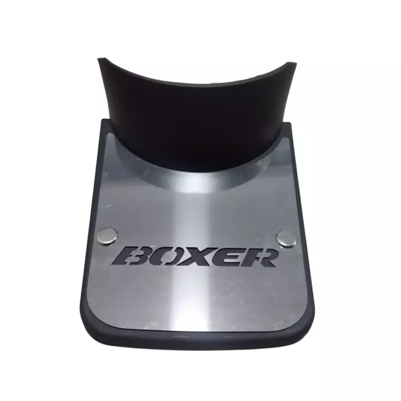 COLE PATO CON LOGO EN ACERO BOXER 2D