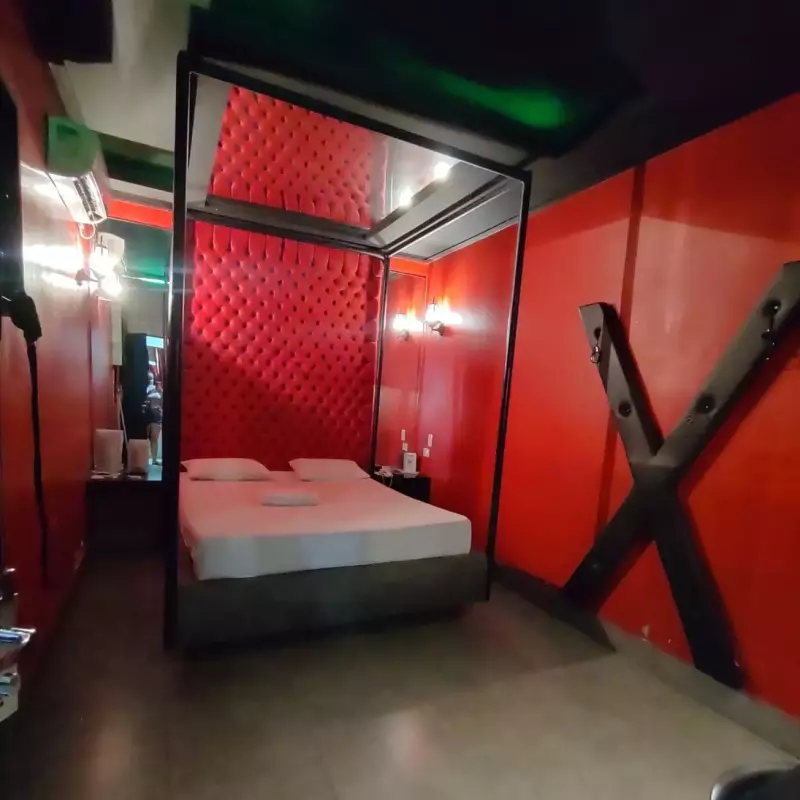 50 tons de cinza quarto luxo