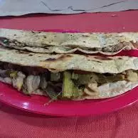(GM)Quesadilla de Bistec con nopales
