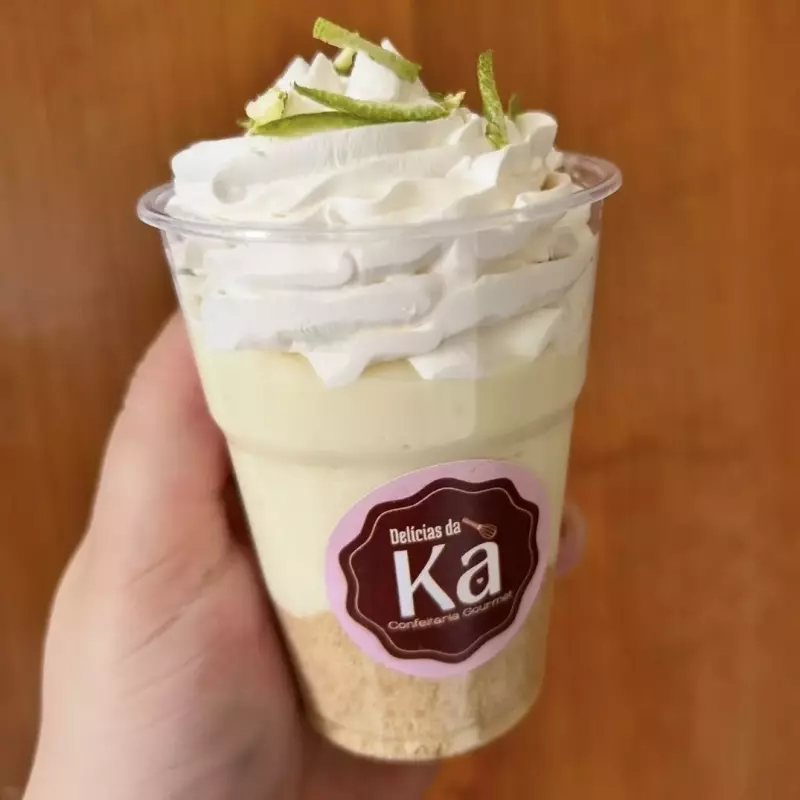 Torta no Copo Mousse de Limão