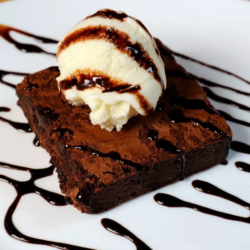 Brownie con helado