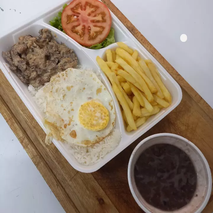 Alaminuta de Strogonoff