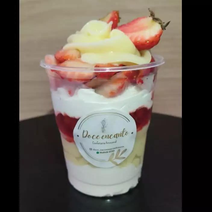 Copo - Encanto de Morango