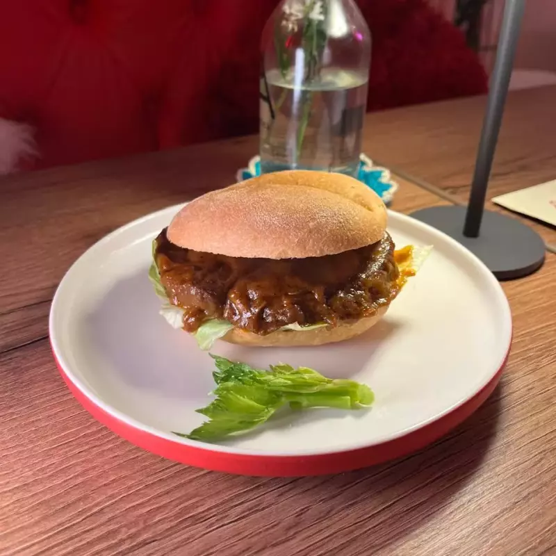 Pan con Asado