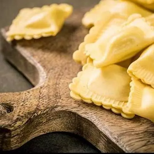 RAVIOLI NAPOLITANO