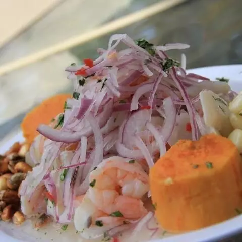 Ceviche mixto