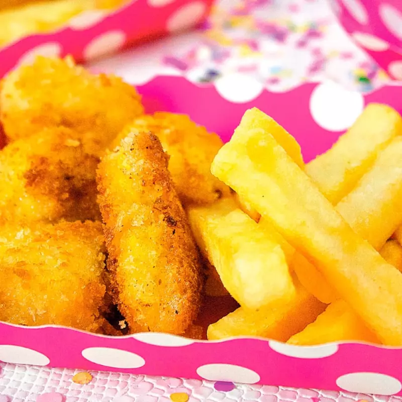 Nuggets con Fritas
