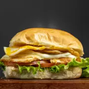 X-File de Frango ,Egg Salada