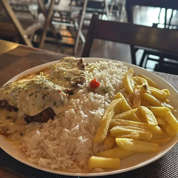 Parmegiana Filé Bovino